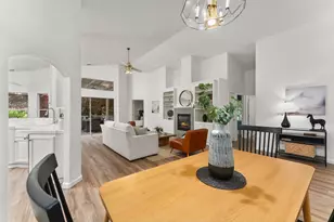 3900 Green Forest Ln, Sacramento, CA 95821 - Photo 9
