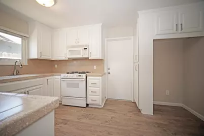 5853 Diablo Drive, Sacramento, CA 95842 - Photo 9