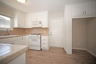 5853 Diablo Dr, Sacramento, CA 95842 - Photo 9