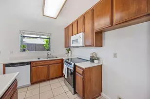 8668 Western Sun Way, Sacramento, CA 95828 - Photo 13