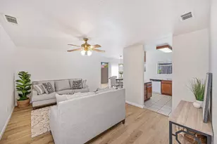 8668 Western Sun Way, Sacramento, CA 95828 - Photo 5