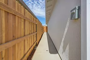 2096 Blue Coppice Wy, Roseville, CA 95747 - Photo 13