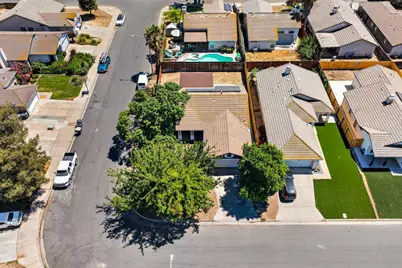 5529 W Norwich Avenue, Fresno, CA 93722 - Photo 11