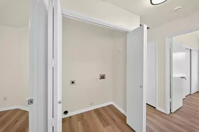 5529 W Norwich Avenue, Fresno, CA 93722 - Photo 21