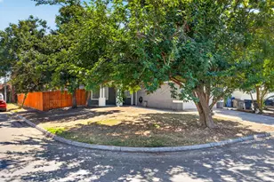 5529 W Norwich Ave, Fresno, CA 93722 - Photo 13