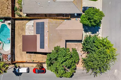 5529 W Norwich Avenue, Fresno, CA 93722 - Photo 9