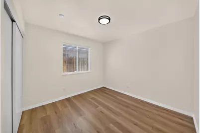 5529 W Norwich Avenue, Fresno, CA 93722 - Photo 33