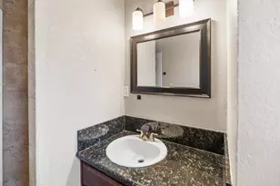 2019 Ethan Wy, Sacramento, CA 95825 - Photo 13