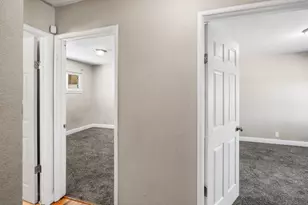 2019 Ethan Wy, Sacramento, CA 95825 - Photo 21