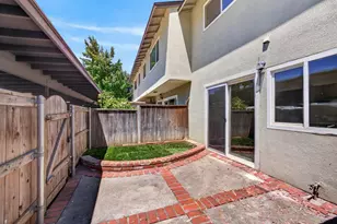 8828 La Riviera Dr, Sacramento, CA 95826 - Photo 25