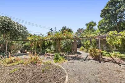 326 Mills Drive, Davis, CA 95616 - Photo 37