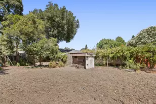 326 Mills Dr, Davis, CA 95616 - Photo 43