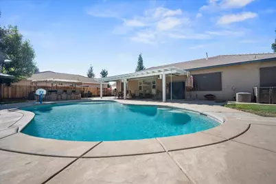 1080 Elk Hills Drive, Galt, CA 95632 - Photo 35