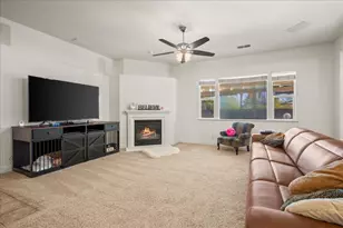 1080 Elk Hills Dr, Galt, CA 95632 - Photo 9