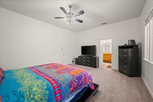 1080 Elk Hills Dr, Galt, CA 95632 - Photo 23