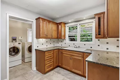2765 14th Street, Sacramento, CA 95818 - Photo 27