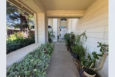 160 Mount Oso Avenue, Tracy, CA 95376 - Photo 3