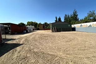 955 Elma St, Hickman, CA 95323 - Photo 17