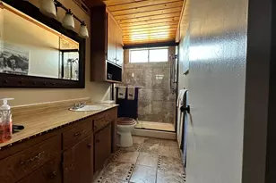 955 Elma St, Hickman, CA 95323 - Photo 7