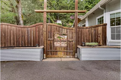 12366 Pawnee Trail, Nevada City, CA 95959 - Photo 17
