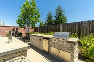 12041 Aleria Cir, Rancho Cordova, CA 95742 - Photo 33
