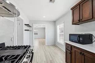705 Badgley Dr, Modesto, CA 95350 - Photo 9