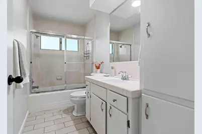 7315 Parkwoods Drive, Stockton, CA 95207 - Photo 31