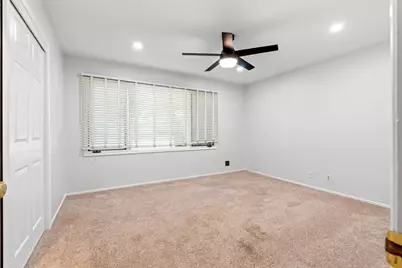 7315 Parkwoods Drive, Stockton, CA 95207 - Photo 33