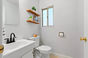 7315 Park Woods Dr, Stockton, CA 95207 - Photo 35