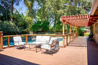 7315 Parkwoods Drive, Stockton, CA 95207 - Photo 37