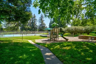518 Hartnell, Sacramento, CA 95825 - Photo 39