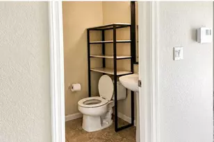 5590 Seedling Way, Linda, CA 95901 - Photo 5
