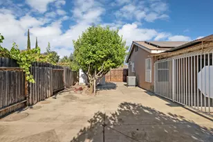 1967 Lever Blvd, Stockton, CA 95206 - Photo 33