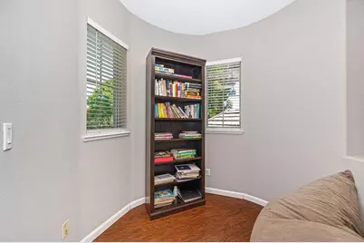 1685 Halverson Court, Folsom, CA 95630 - Photo 23