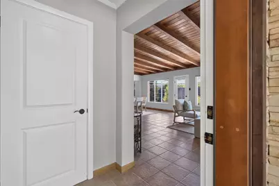 4621 Crestwood Way, Sacramento, CA 95822 - Photo 5