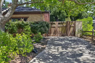 4621 Crestwood Way, Sacramento, CA 95822 - Photo 57