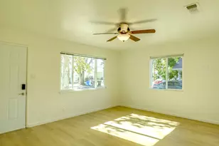 4517 53rd St, Sacramento, CA 95820 - Photo 5