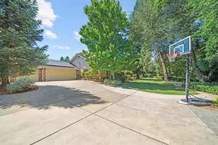 5435 Bridge Creek Ln, Carmichael, CA 95608 - Photo 73