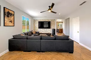1880 Basil Dr, Manteca, CA 95336 - Photo 13