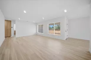 5644 Gibbons Dr, Carmichael, CA 95608 - Photo 11