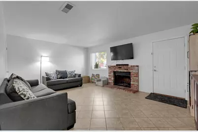 445 Almond Drive #139, Lodi, CA 95240 - Photo 3