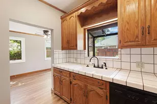 411 Bedford Rd, Stockton, CA 95204 - Photo 19