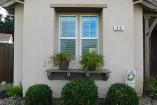 315 Merlot Dr, Oakdale, CA 95361 - Photo 3