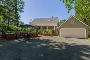 3035 Dalmatia Dr, Arnold, CA 95223 - Photo 3