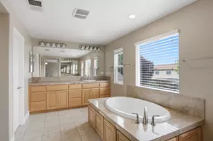 1527 Phlox Dr, Patterson, CA 95363 - Photo 29