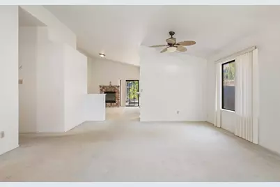 6113 Wolf Creek Court, Elk Grove, CA 95758 - Photo 5