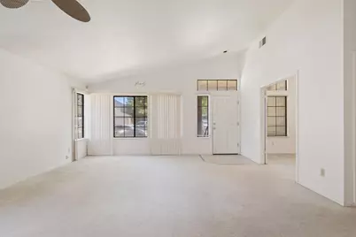 6113 Wolf Creek Court, Elk Grove, CA 95758 - Photo 9