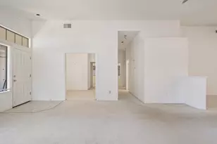 6113 Wolf Creek Ct, Elk Grove, CA 95758 - Photo 7