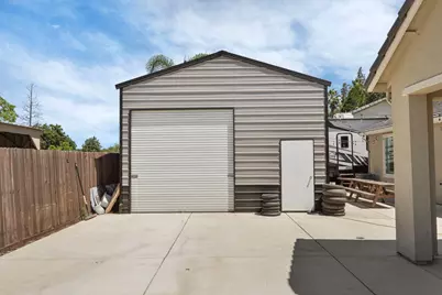10611 Blackhawk Court, Stockton, CA 95209 - Photo 37