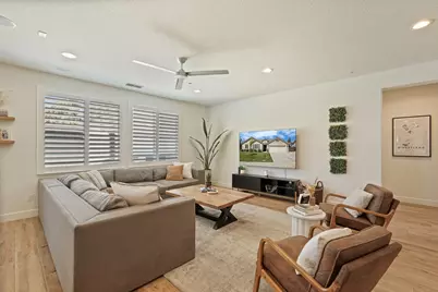 10611 Blackhawk Court, Stockton, CA 95209 - Photo 13
